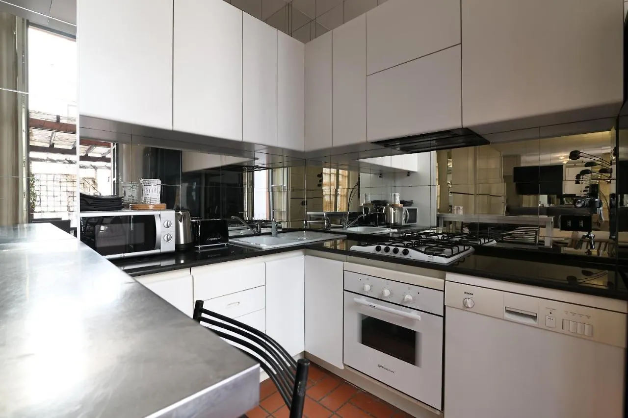 Apartment Elegant Terrace Suite Mailand