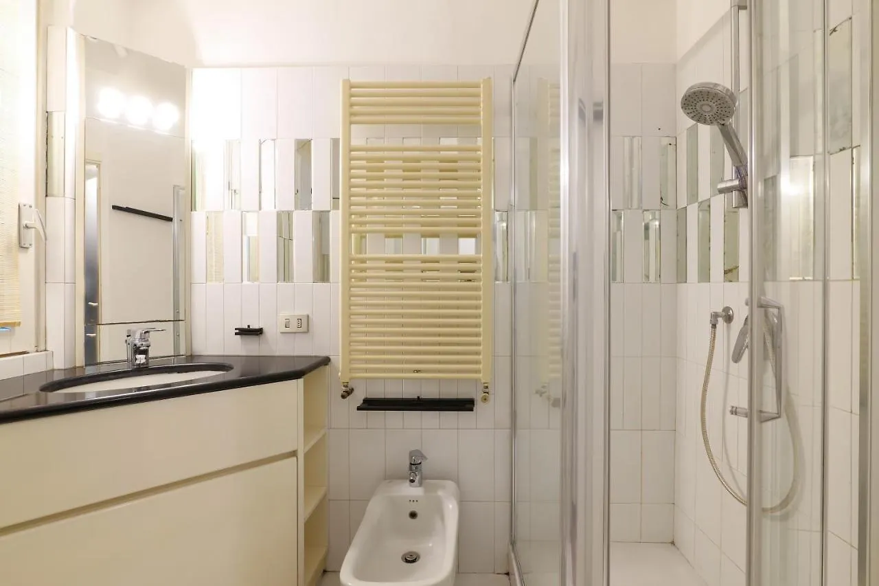 Apartment Elegant Terrace Suite Mailand Italien